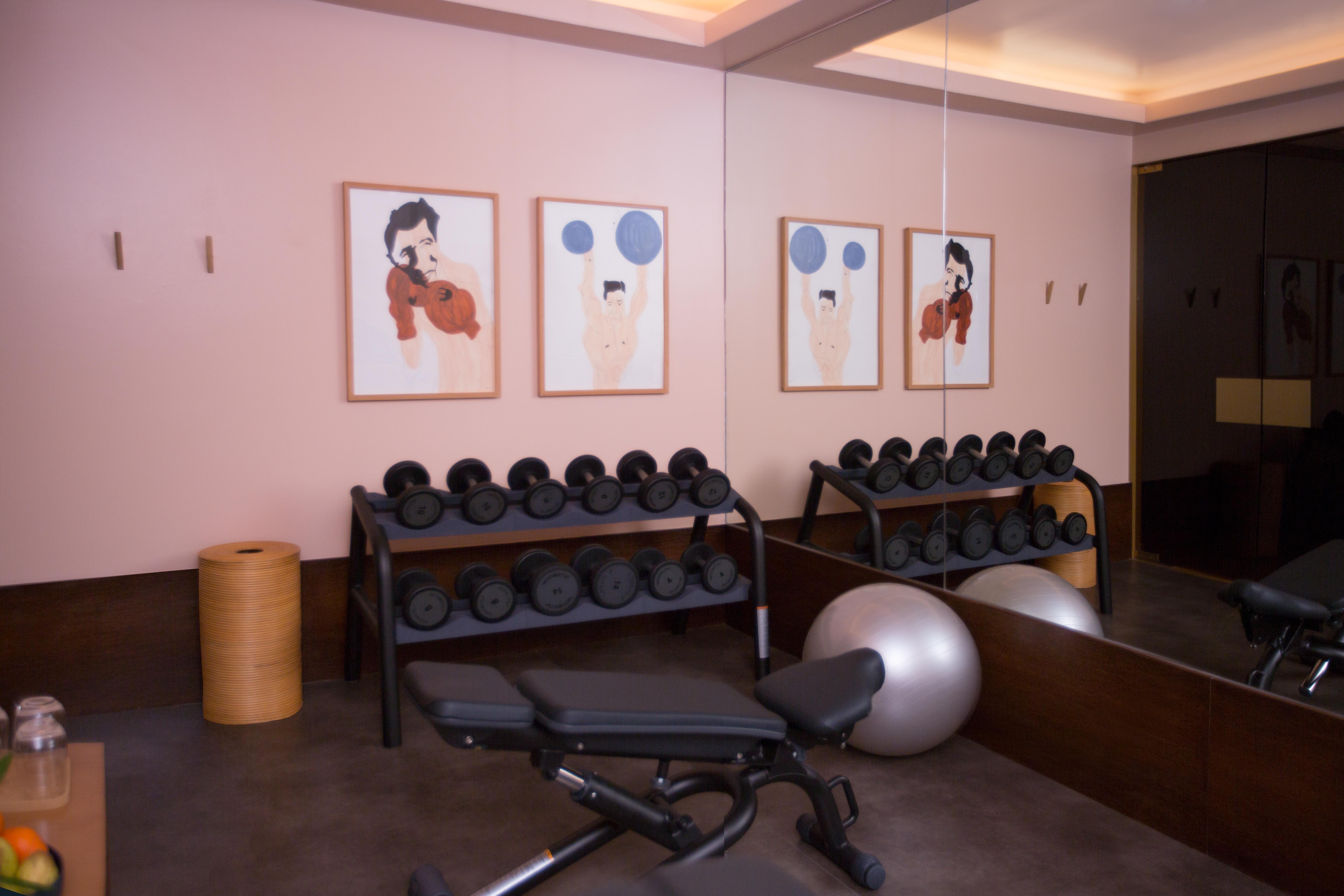 The Vintage Hotel & Spa Lisboa Exteriér fotografie The gym at the hotel