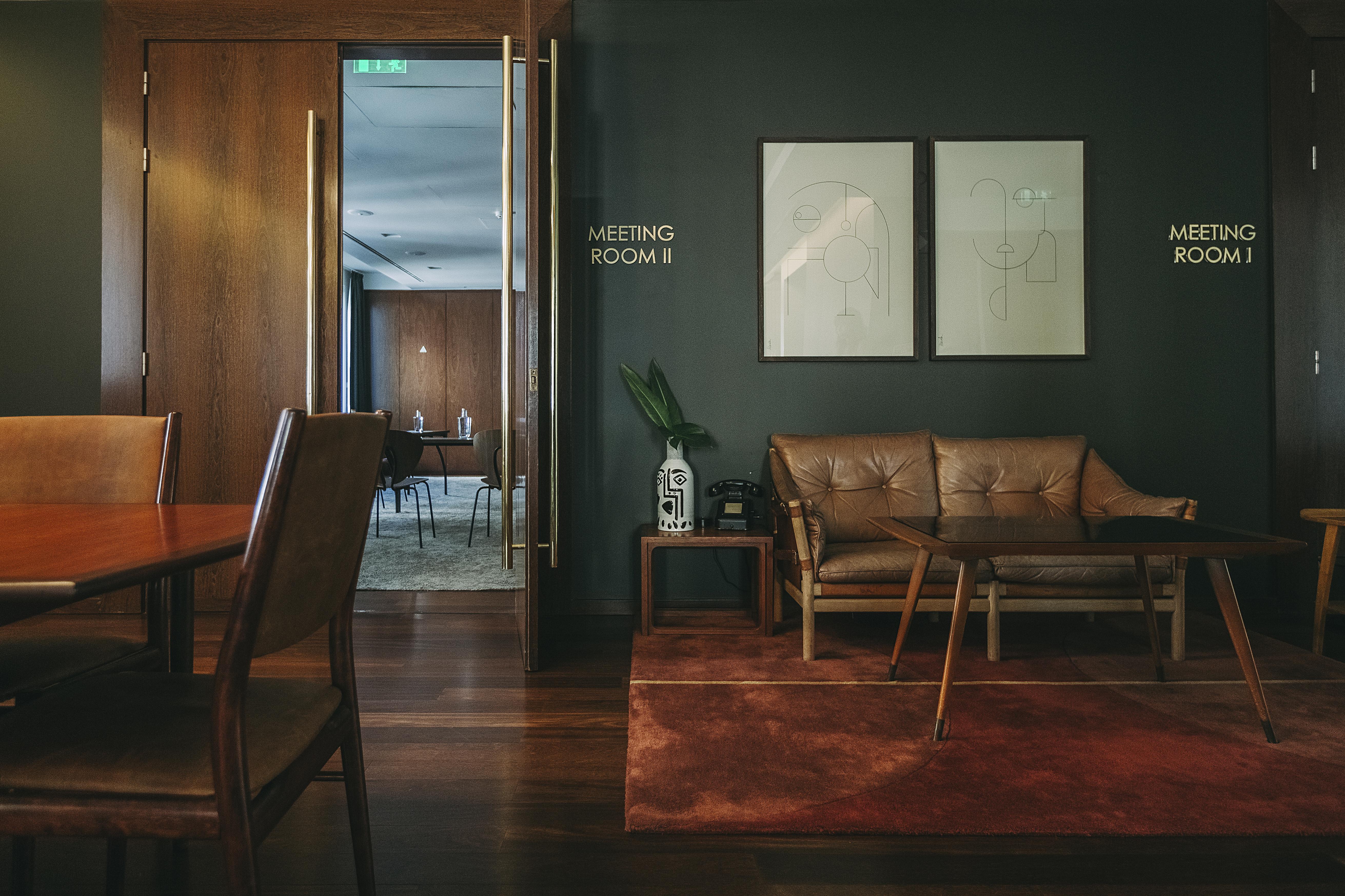 The Vintage Hotel & Spa Lisboa Exteriér fotografie Meeting room at the office of the Prime Minister